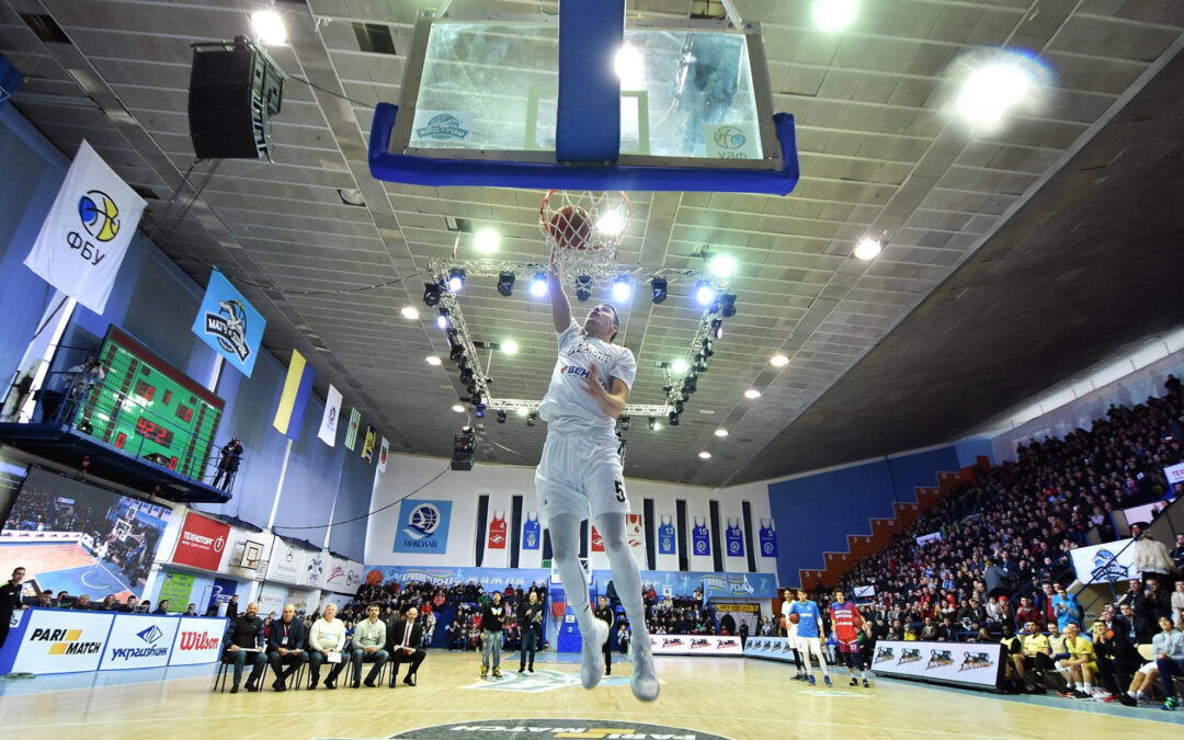 MAG Wave 10 at all-stars basketball game