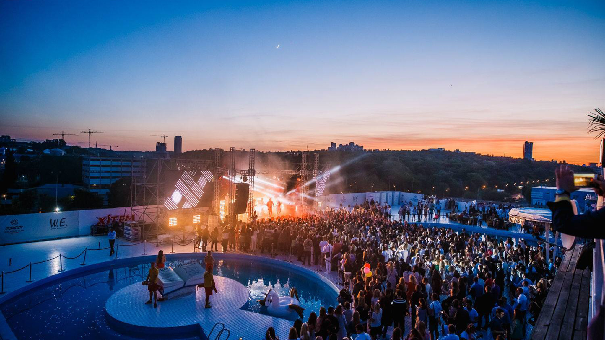 MAG Hornet on City Beach Club opening