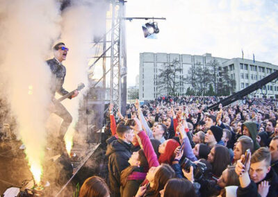 10 thousand people and 48kW of sound!